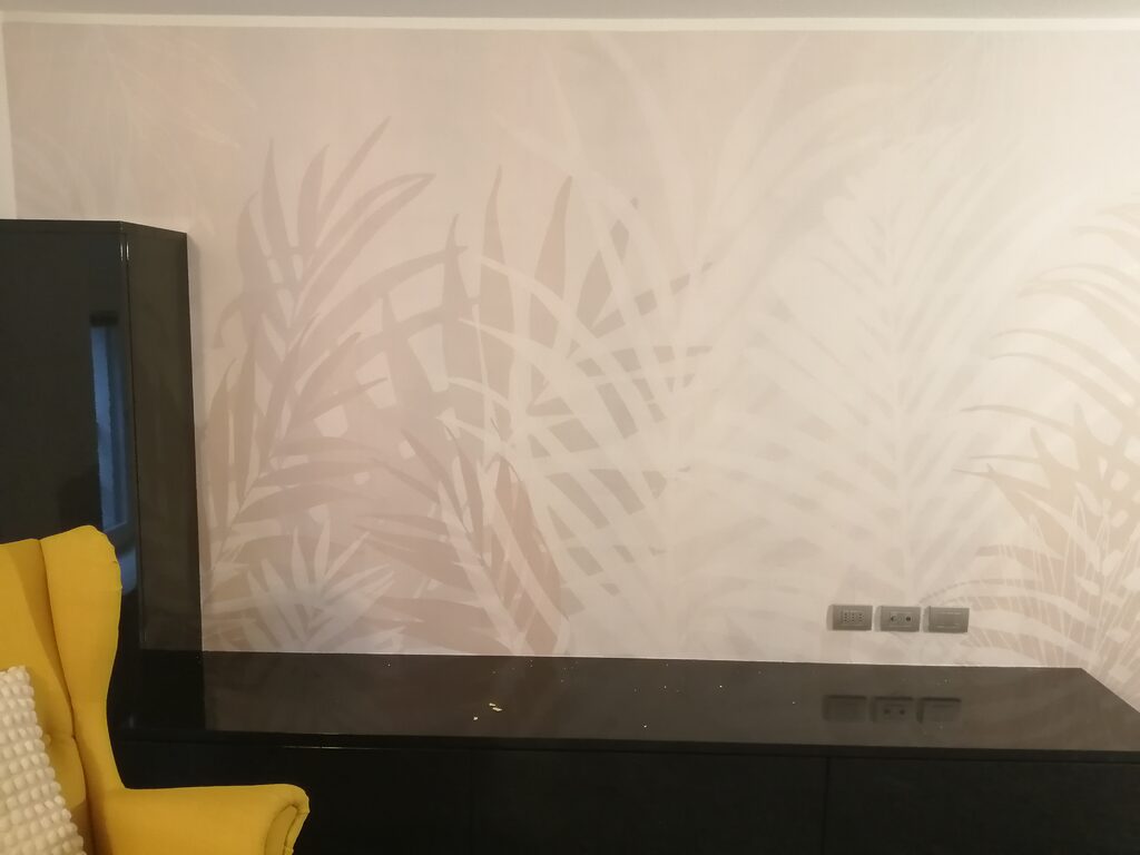 Wall mural White and brown leaves